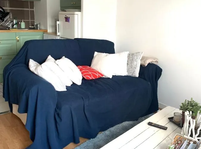 Super Cosy, A Deux Pas Du Tram Нант